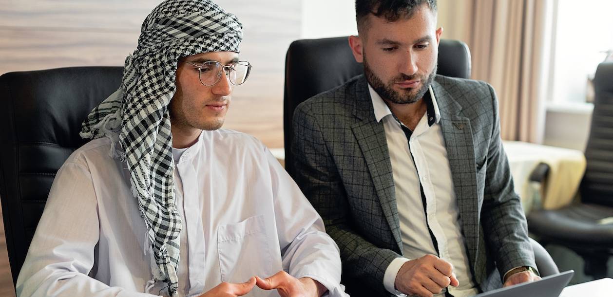 Middle East Business Attire Tips & Advice for Interviews